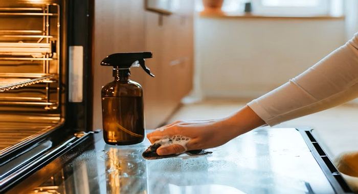 Deep clean by professional cleaner